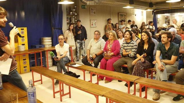 Acto de presentación de ‘Verbena’ en Santiago. / ANTONIO HERNÁNDEZ