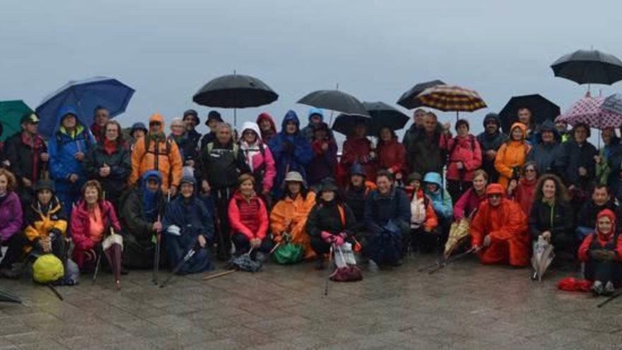 Etapa lluviosa entre Llanes y Ribadesella de la ruta del norte de Amigos del Camino de Santiago