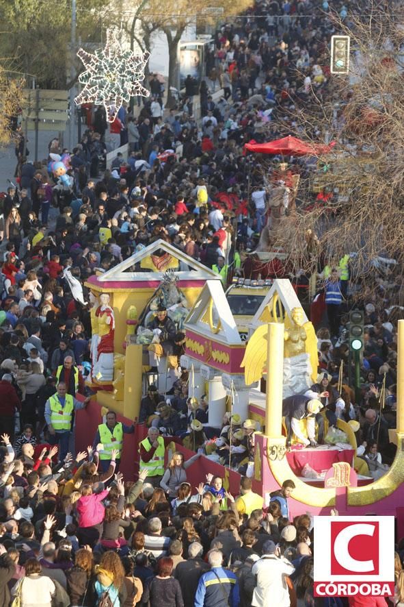 FOTOGALERÍA / Cabalgata de los Reyes Magos en Córdoba