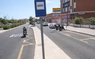 Movilidad estudia habilitar una estación intermodal y un autobús circular en el polígono de Carrús en Elche