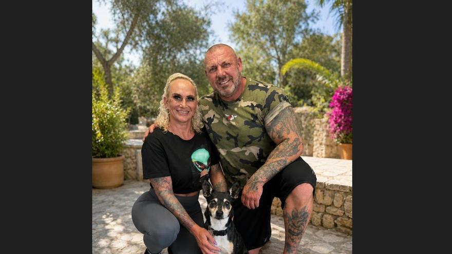 Die "Goodbye Deutschland"-Auswanderer Caro und Andreas Robens trauern auf Mallorca um ein Familienmitglied