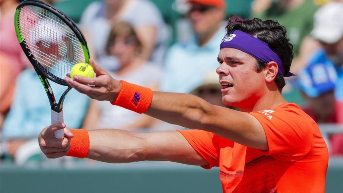 Milos Raonic prosigue su calvario de problemas físicos