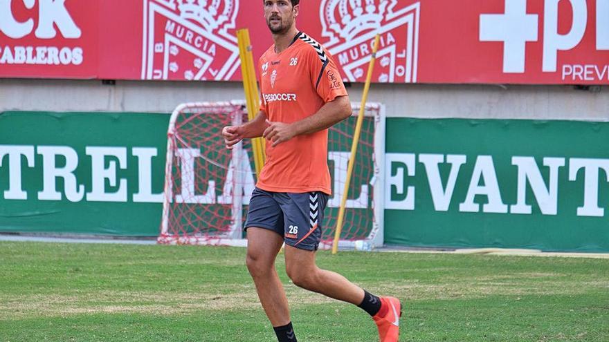 Mario Abenza ya trabaja a las órdenes de Adrián Hernández