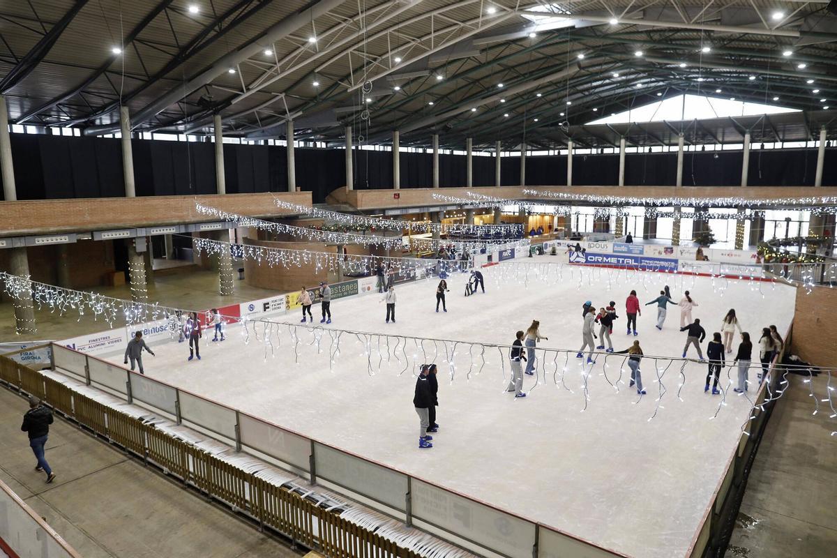 Les imatges del primer dia de la pisya de de gel de Girona