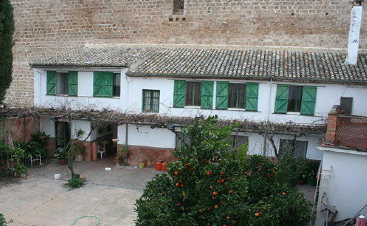 Vivienda adosada al castillo que acaba de adquirir el Ayuntamiento de Priego.