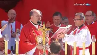 Misa por la "orfandad" tras la muerte del papa y cita a ChatGPT en la misa de Santa Faz del obispo Munilla