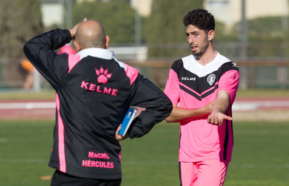 Primer día de Paco Candela en el Hércules