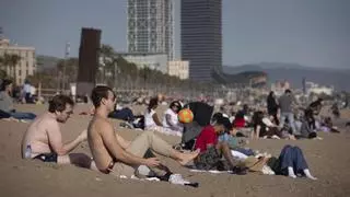 ¿Qué es la marinada, el viento que regula el calor en Barcelona?