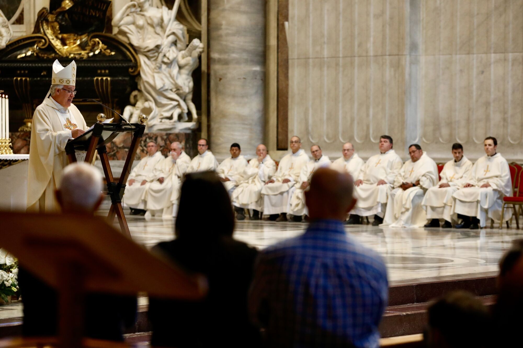 Fotos de la misa de las diócesis de la Esperanza y el Cachorro que abre el Jubileo de las Cofradías en Roma 