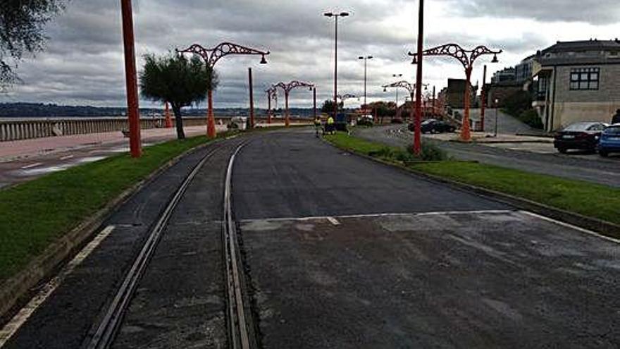 Reparado el socavón del paseo marítimo