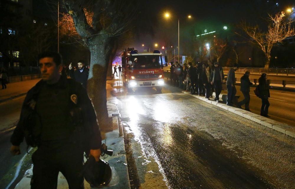 Atentado con coche bomba en Ankara