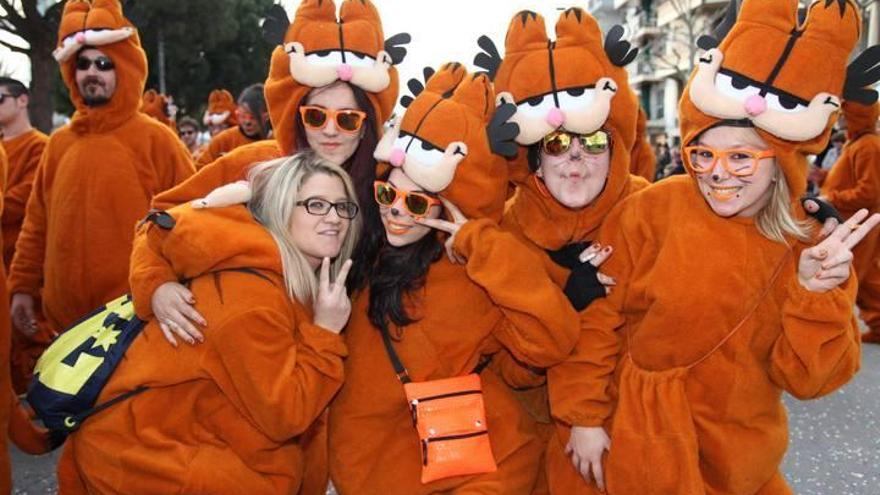 Roses ja és a punt per al Carnaval