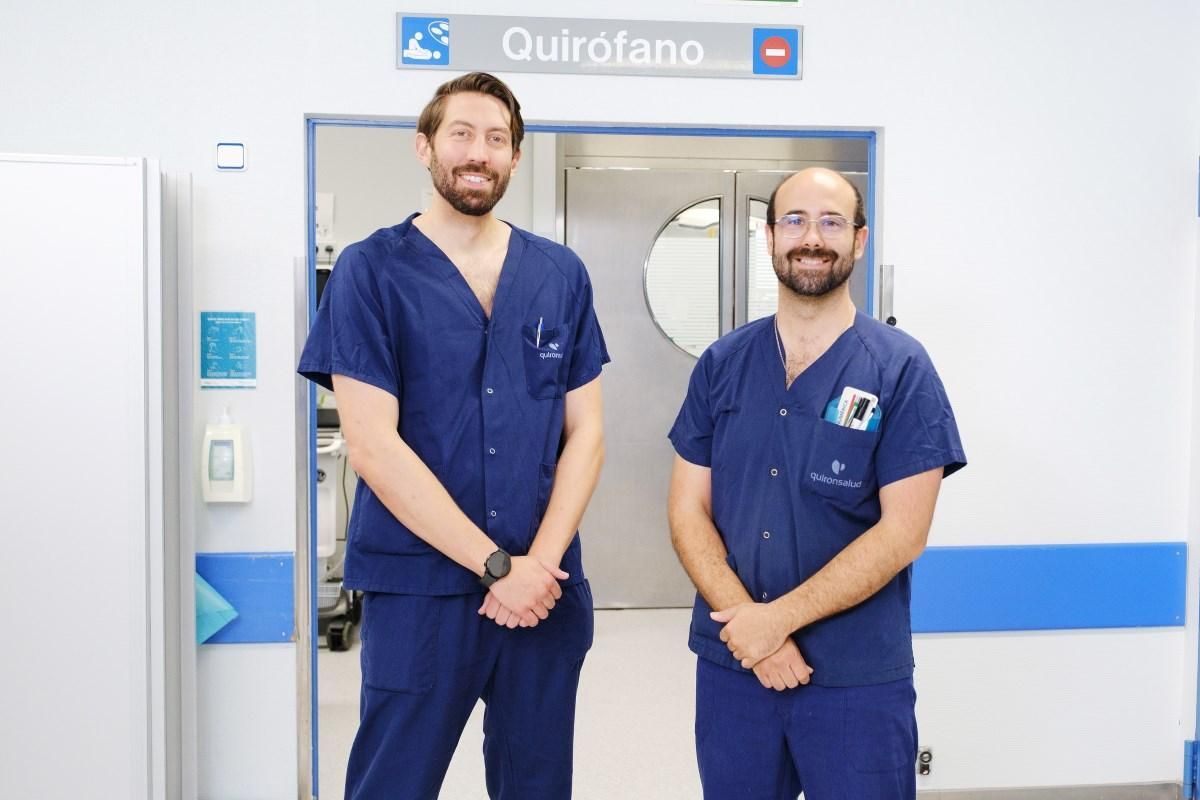 De izquierda a derecha, los doctores Nabor Fernández y Guillermo Petinal.
