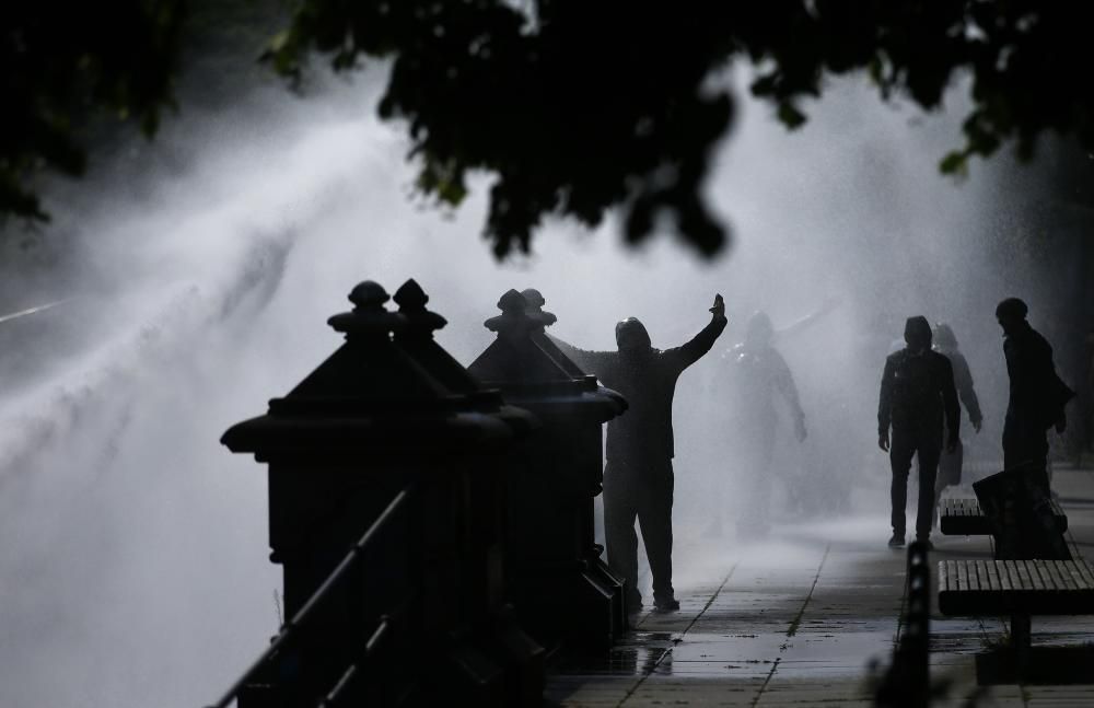 Nueva jornada de disturbios en las protestas contra la cumbre del G20 en Hamburgo.