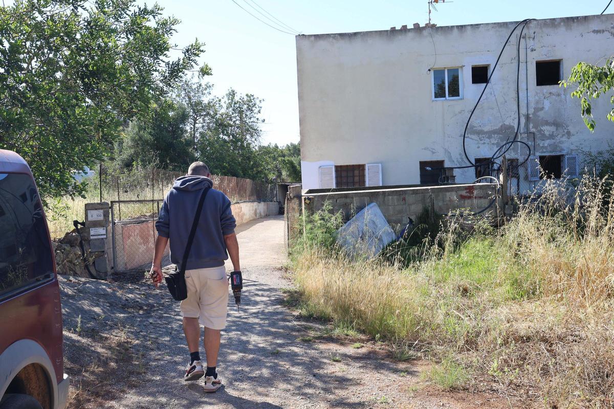 Una menor y dos personas con discapacidad se quedan sin vivienda tras un desahucio fratricida en Ibiza
