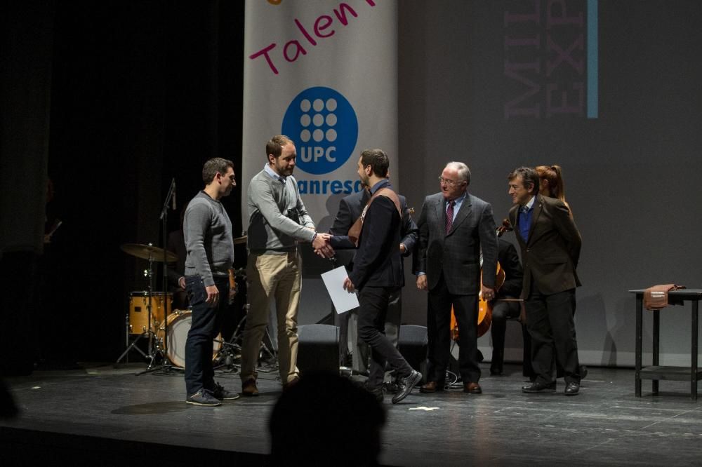 La UPC Manresa celebra la graduació dels 113 estud