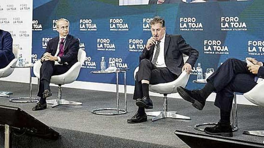 Rivera, Faus y López Seijas, moderados por Ruiz.