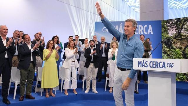 El president del PP, Alberto Núñez Feijóo, durant la presentació dels candidats per a les eleccions municipals del 2027. | CÉSAR ARXINA / EUROPA PRESS