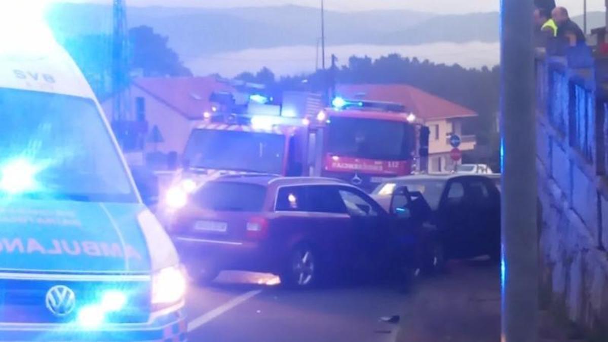 Accidente en la N-550 a su paso por Valga.