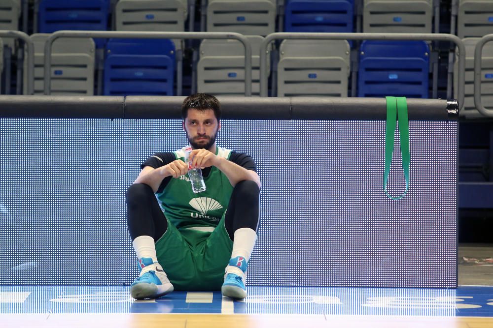 El Unicaja abre su entrenamiento al público