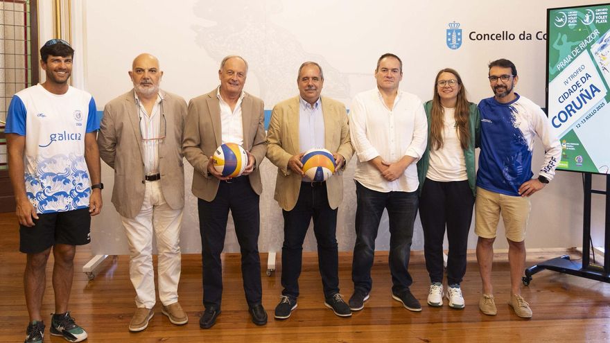Riazor, epicentro del vóley playa en el mes de julio