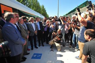 Absurdo en el tren Lleida-La Pobla a causa del pulso Estado-Generalitat