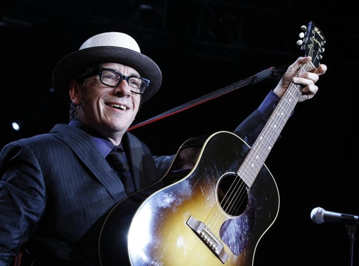 Elvis Costello, durant una actuació a Montreux (Suïssa) l’any passat. Elvis Costello, durant una actuació a Montreux (Suïssa) l’any passat.