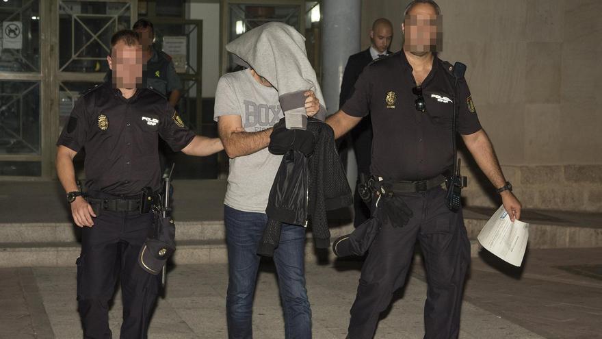 El fiscal pide 15 años de prisión para un exjefe antidroga de la Policía en Alicante
