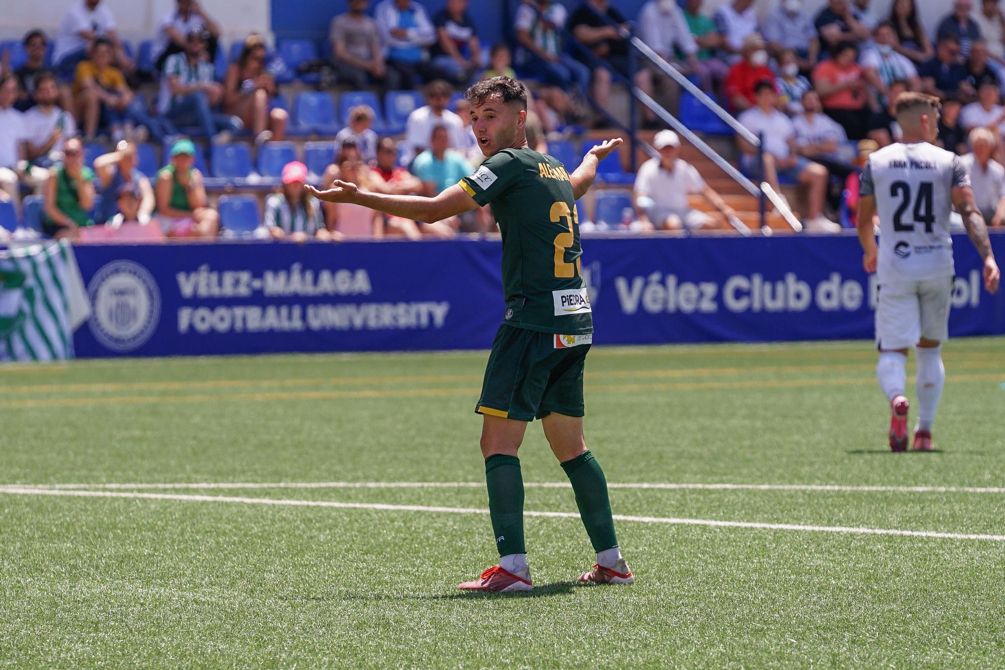 Las imágenes del Vélez CF-Córdoba CF