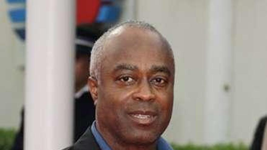 El director Charles Burnett.