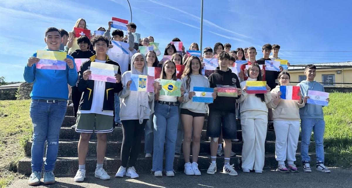 Participantes en el proyecto multidisciplinar «Todas e todos somos migrantes».