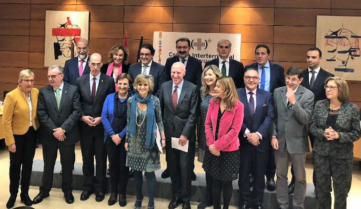 Participantes en el Consejo Interterritorial del Sistema Nacional de Salud, este jueves.