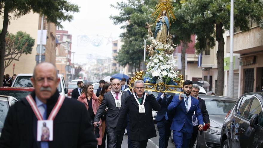 Vila-real honra a la Puríssima del Poble, aun con lluvia