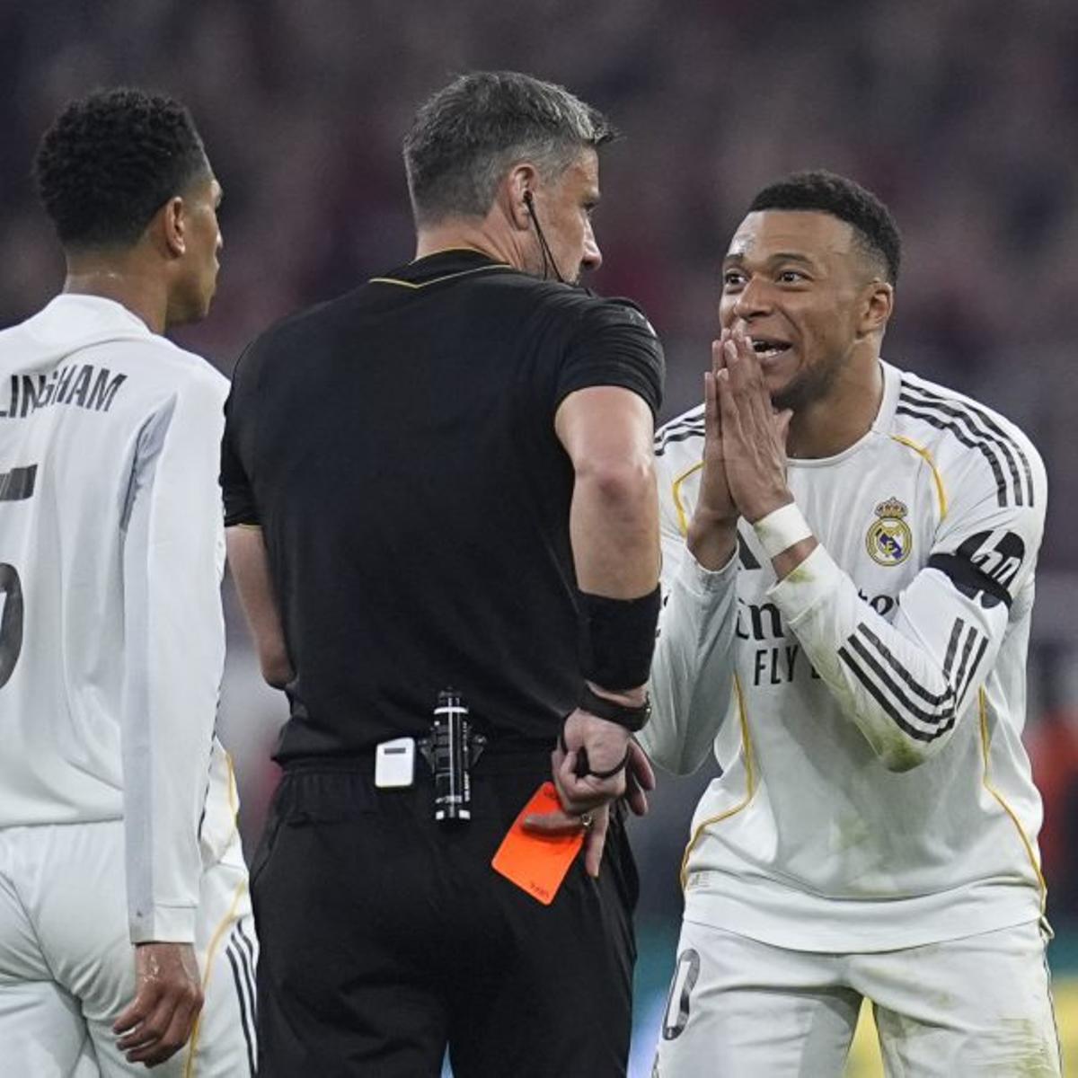 "L’àrbitre se l’ha carregat"