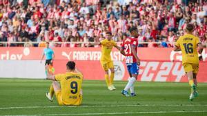 Lewandowski fue la señal de frustración del Barça en Girona
