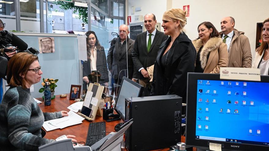 Sindicatos y patronal apelan al diálogo social frente a la rebaja de las ayudas