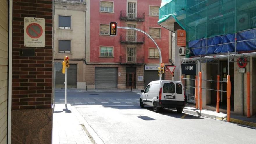 Carrer de Sant Valentí amb carrer del Bruc.