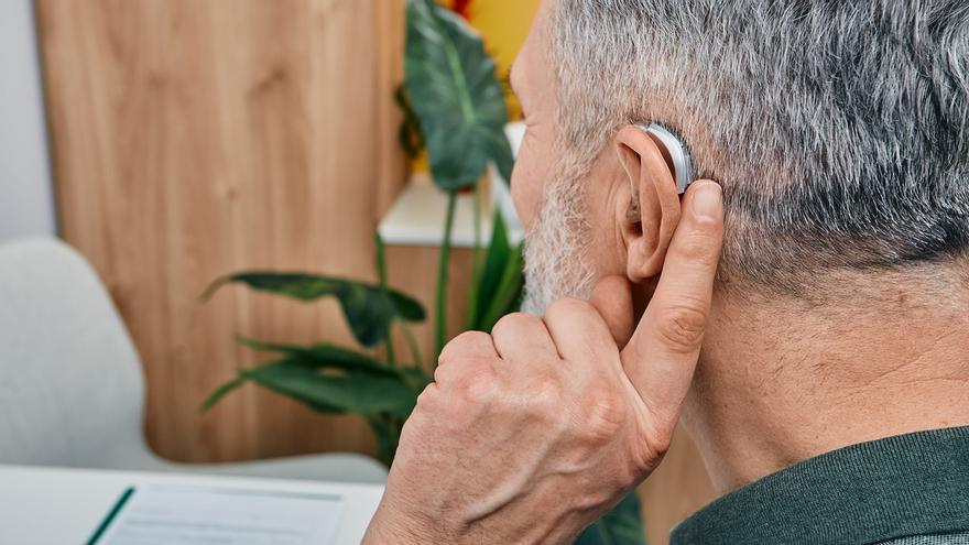 Nuevo estudio: el uso de audífonos reduce considerablemente el riesgo de sufrir demencia