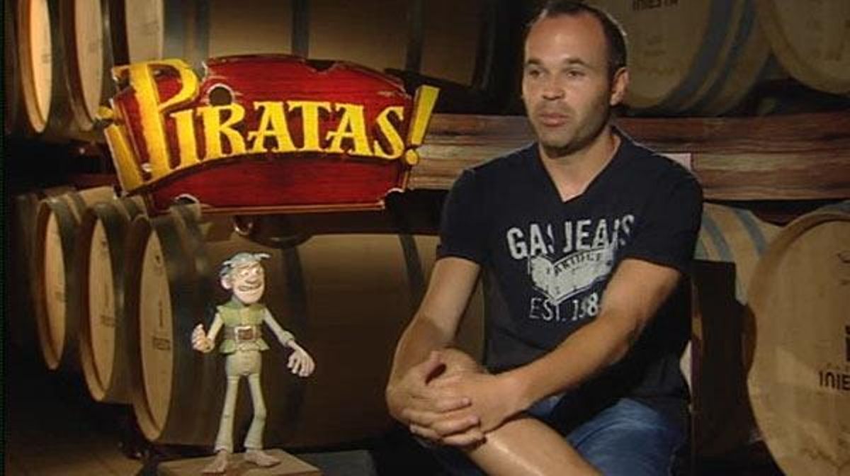 Andrés Iniesta presta la seva veu al pirata Albino, un dels personatges de la pel·lícula de dibuixos ’Piratas’.