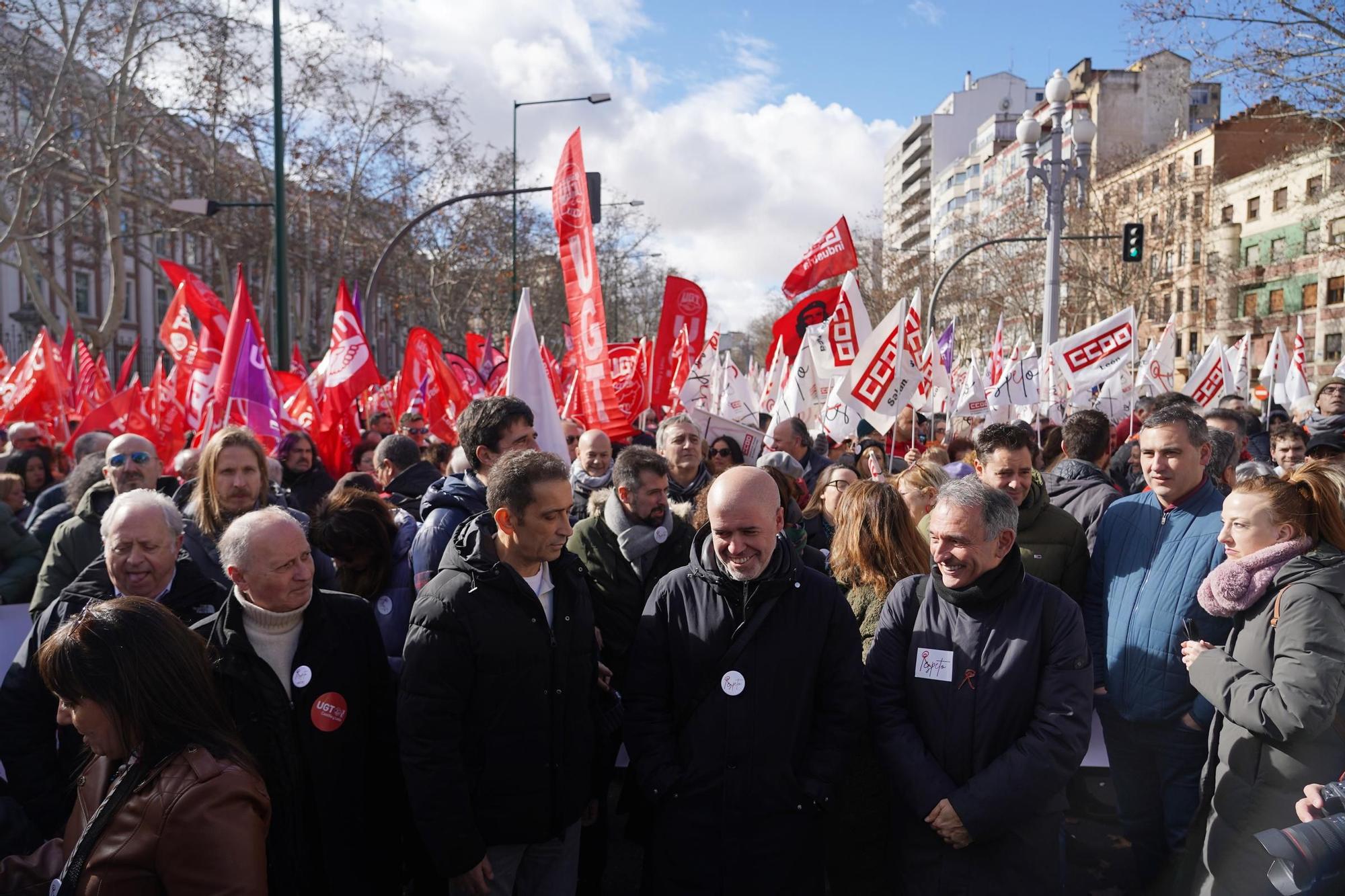 GALERÍA: Así ha sido la manifestación en Valladolid para exigir "respeto por y para Castilla y León"