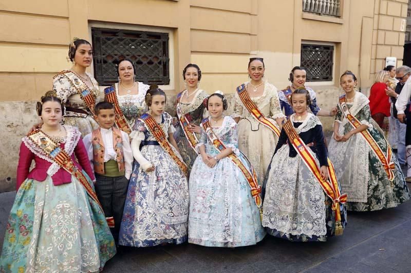 La Diputació de València recibe a las comisiones falleras