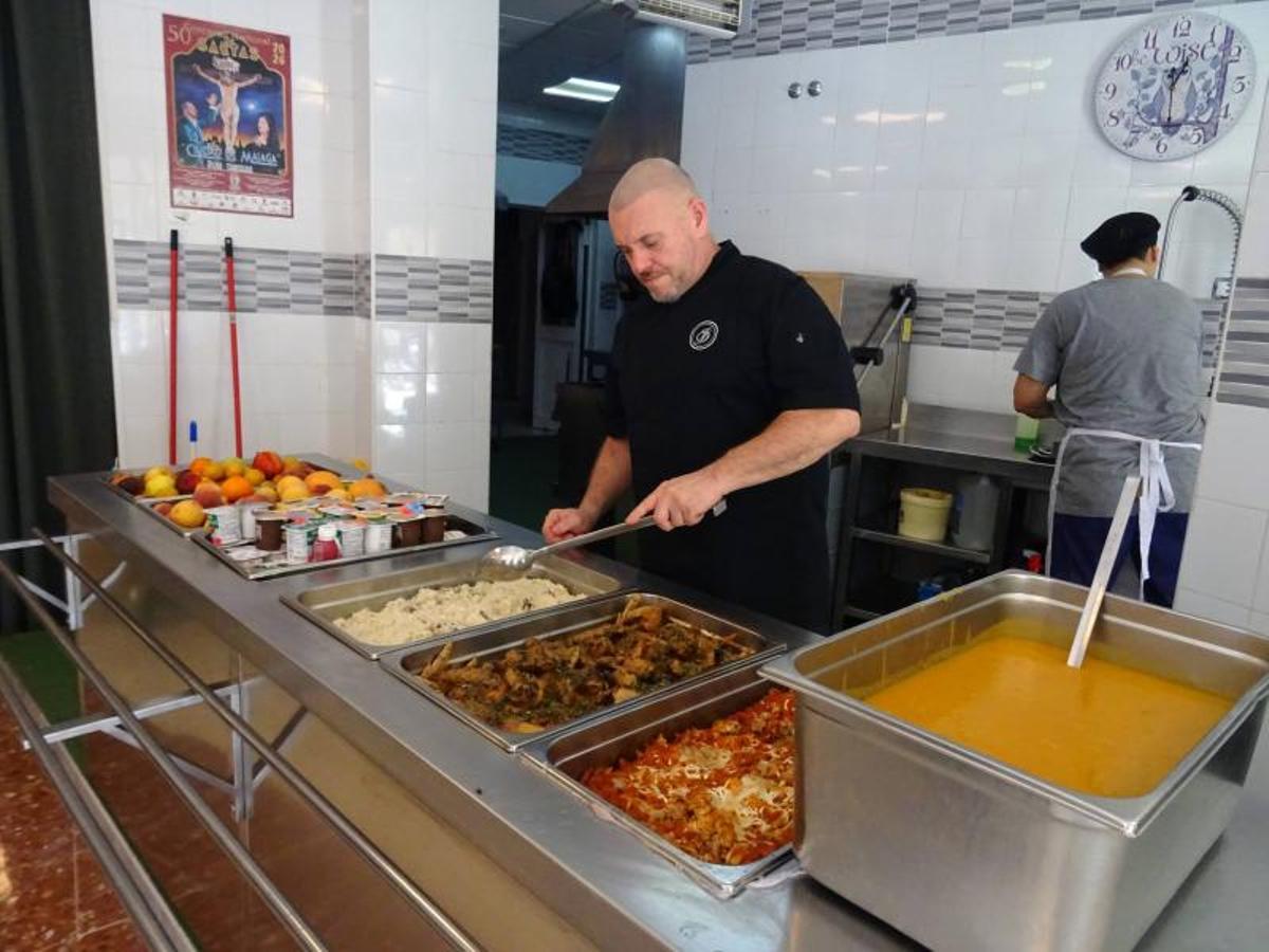 Los desayunos se dan a las 09,30 y las comidas a las 12,30