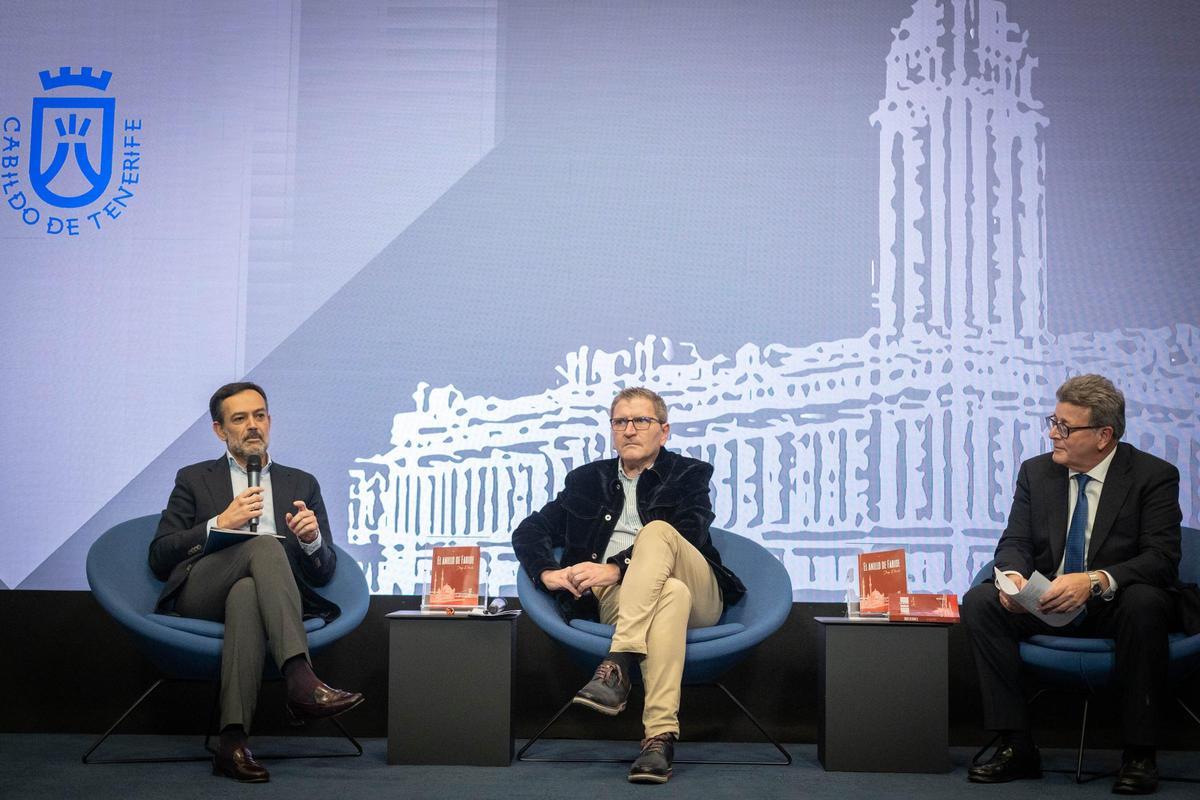 Jorge Dávila presenta su primera novela, 'El anillo de Faride'