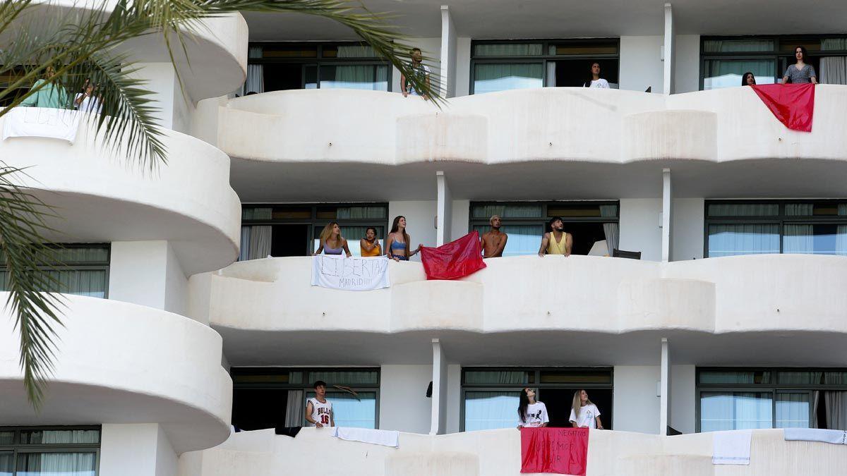 Hotel Palma Bellver, en Mallorca, donde permanecen aislados los jóvenes.