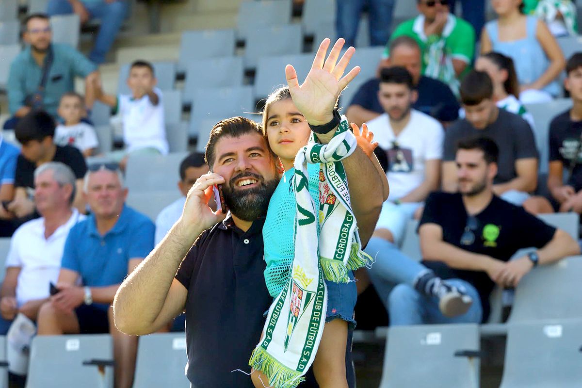 Las imágenes de la afición del Córdoba CF - Algeciras