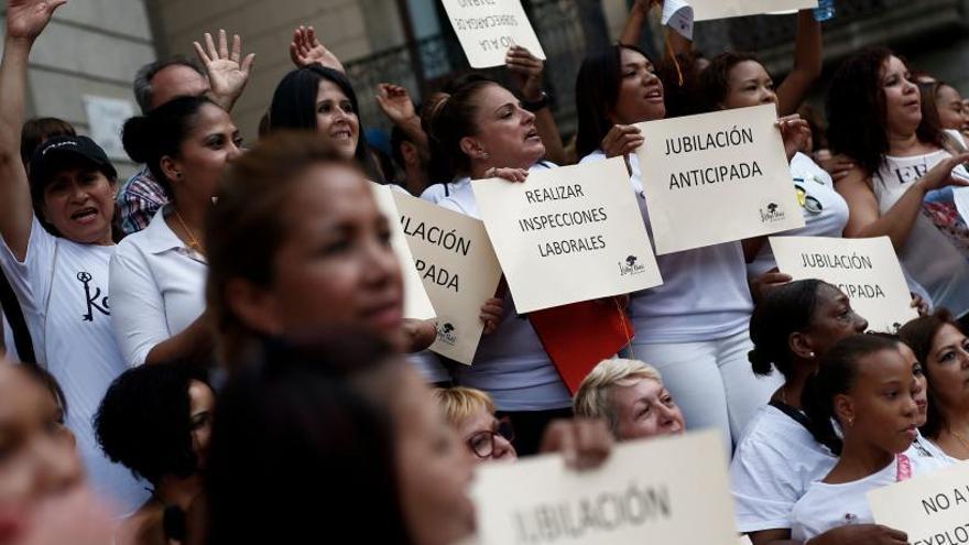 Un grupo de &#039;kellys&#039; protesta en Barcelona.