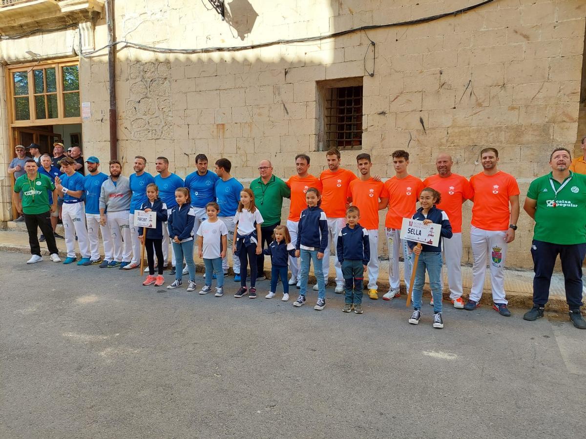 Imagen de la presentación de la final entre Sella y Parcent.