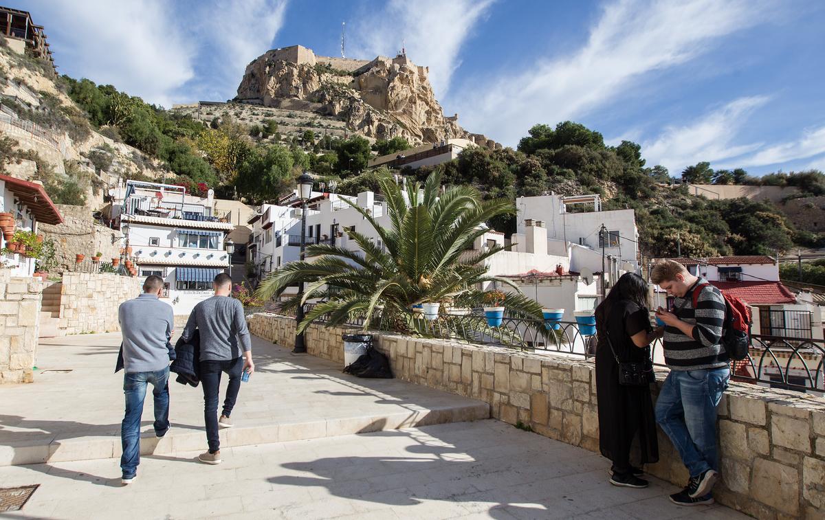 Barrio de Santa Cruz en Alicante.