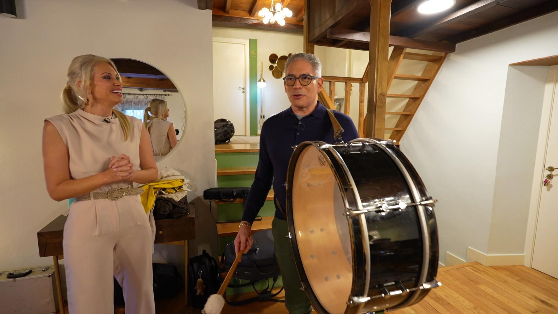 Boris Izaguirre, en tractor por Lalín: «Síntome como no Orgullo Gay»