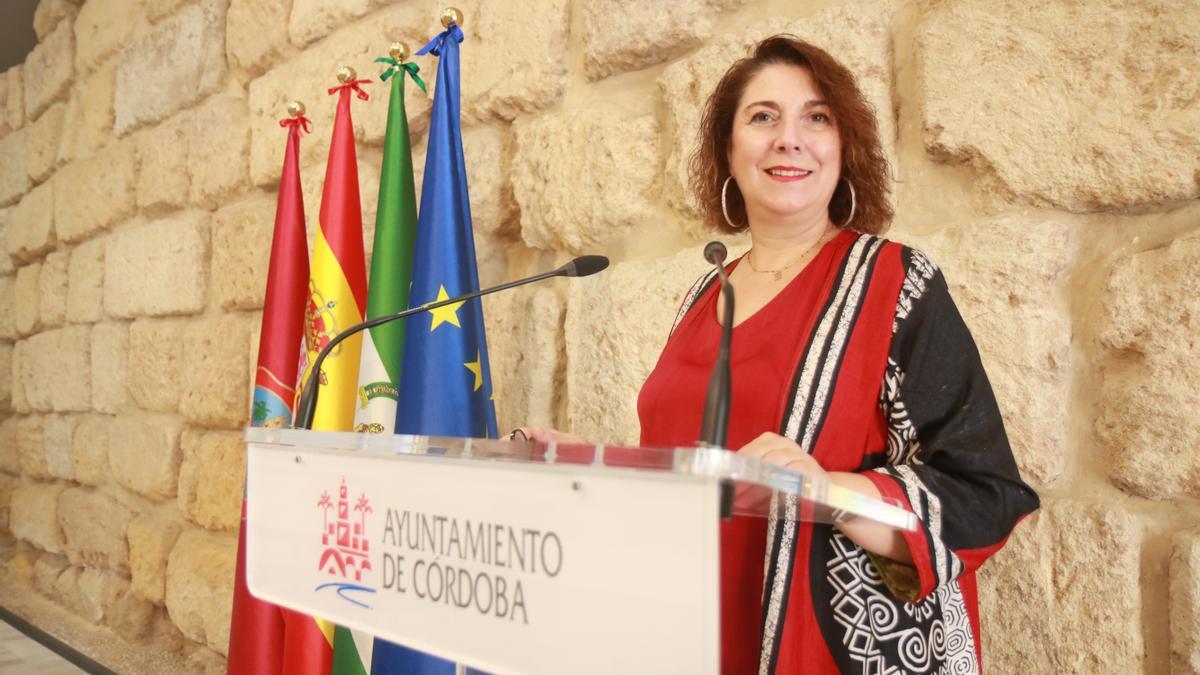 La delegada de Mayores, Eva Contador.